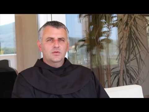 "Неспокій поневолив серця, а ненависть владне світом… Мир – це дар, який Бог вам дарує в молитві."  – о. Любо Куртовіч