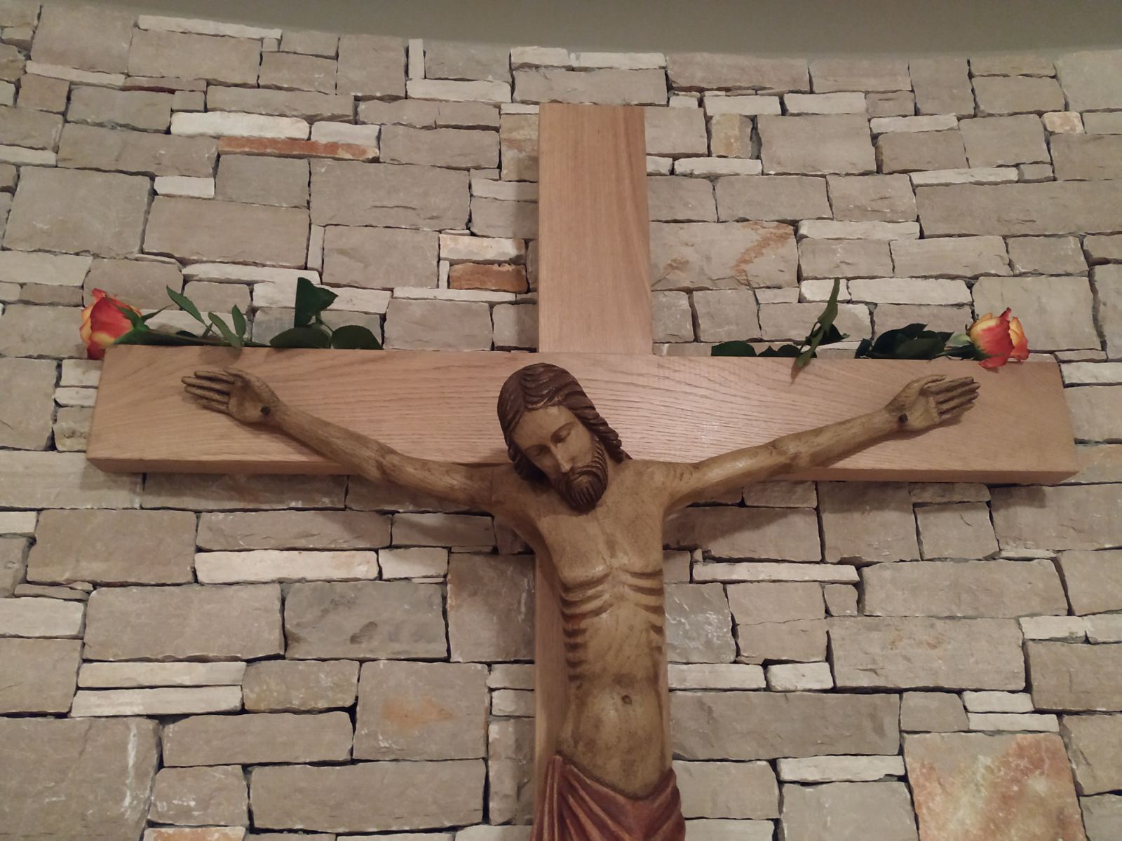 Моліться з хрестом в руках (Терезія Гажіова)