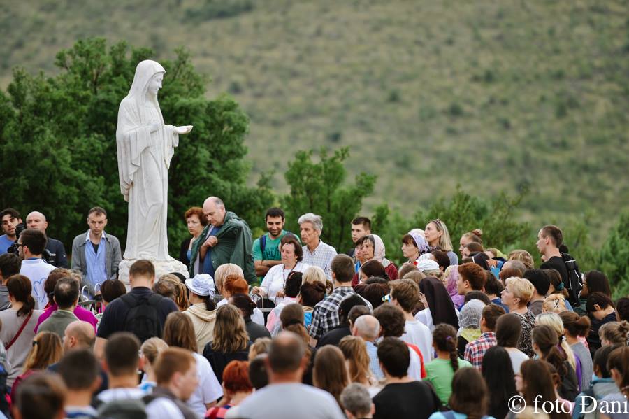 Моліться, щоб зрозуміти Божу любов (Терезія Ґажіова)