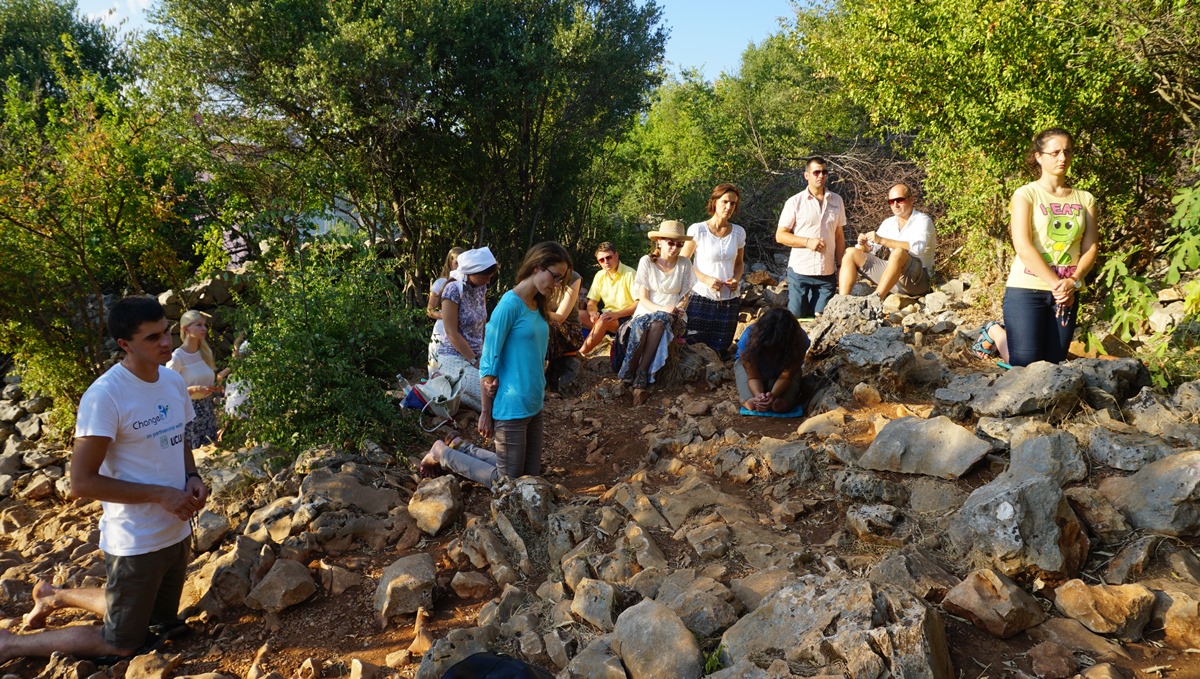 Через молитву — до любові Богородиці (о. Любо Куртович)