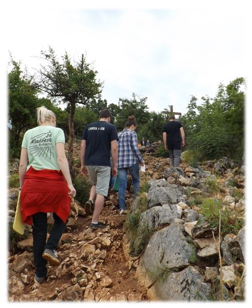 Всевишний дає Мені благодать, що можу ще бути з вами і вести вас у  молитві на дорогу миру… (о. Любо Куртович)