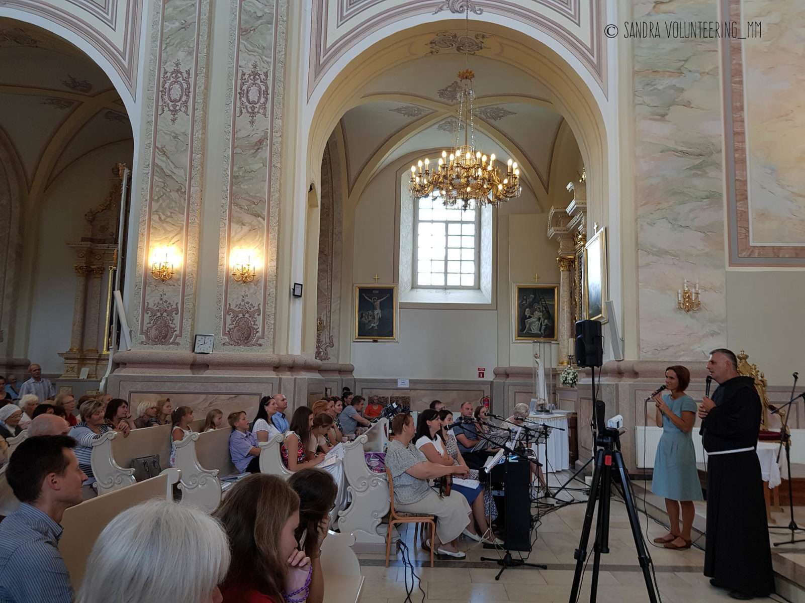 В обіймах Богородиці в Аглоні