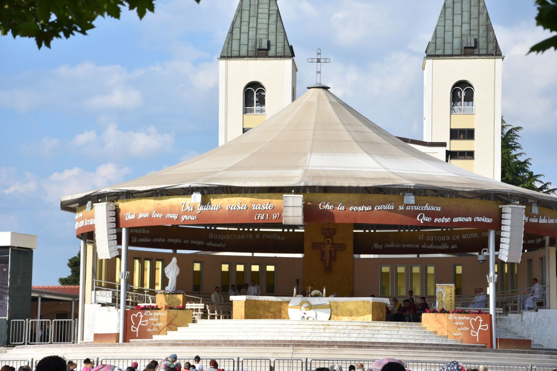 Розумію, що маю віру, надію і що все буде добре (6-а Міжнародна духовна обнова "За життя")