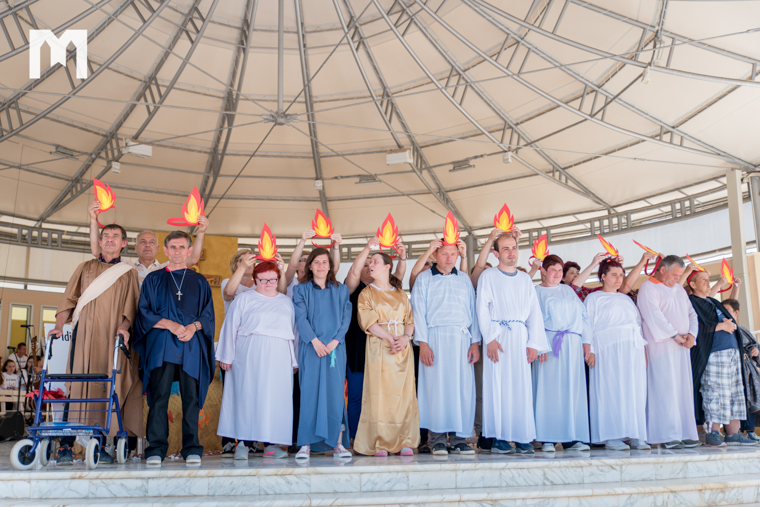 Слабкі фізично – сильні духовно (Фото)