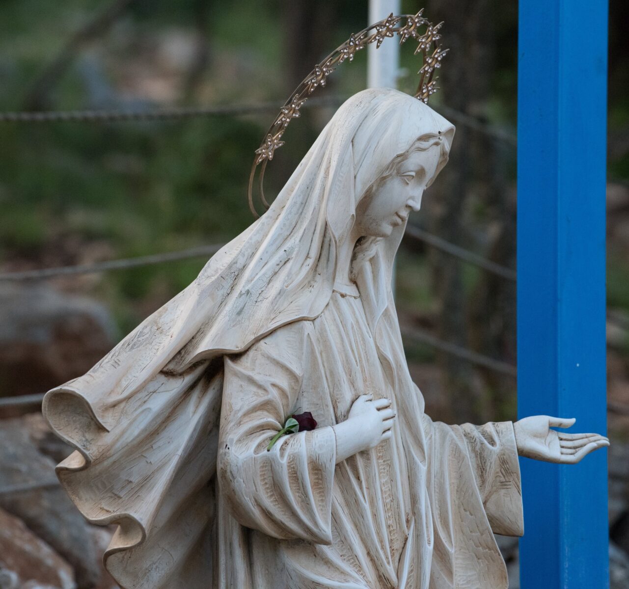 У цей немирний час закликаю вас до витривалої молитви! (о. Генріх Яворський)