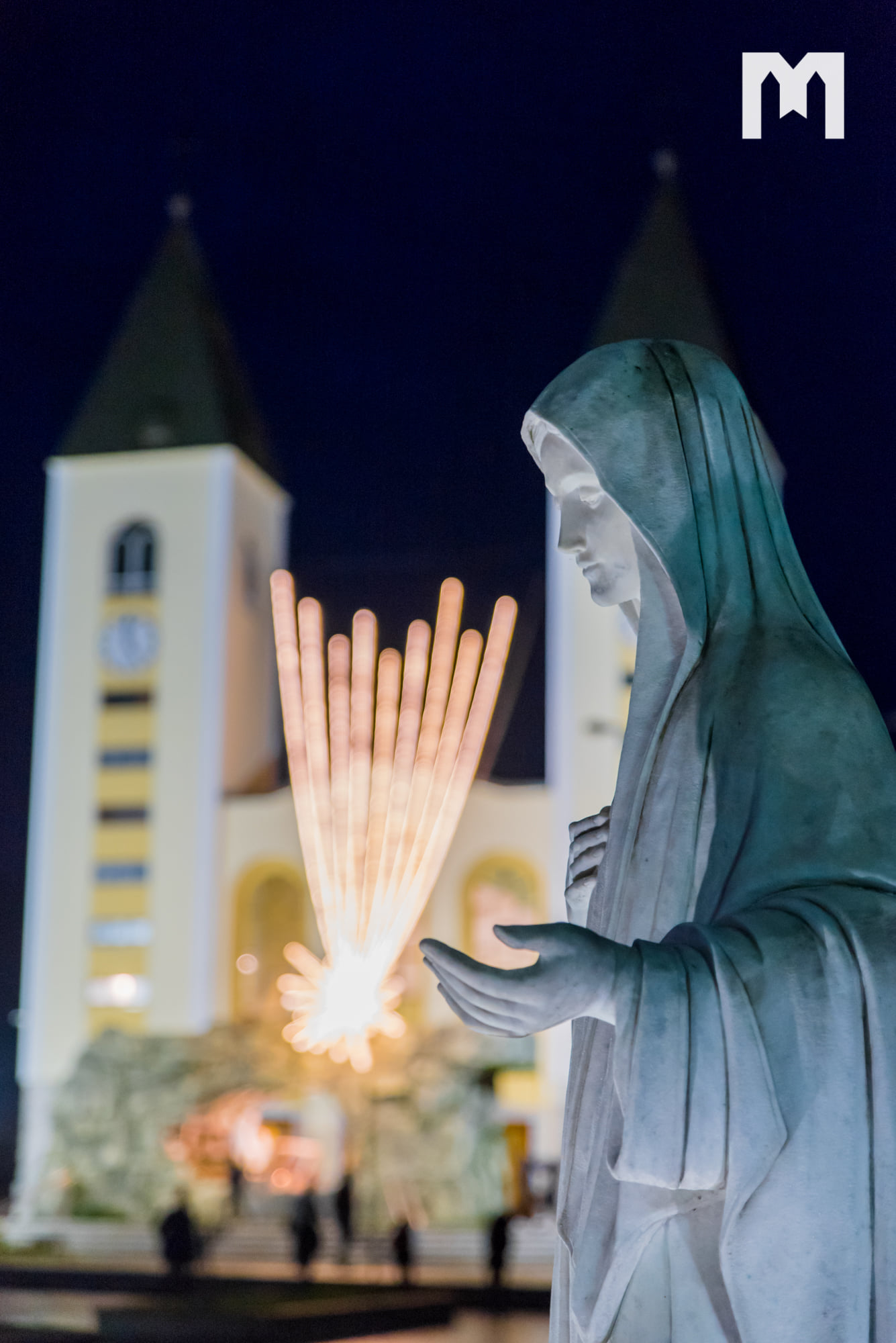 Послання Богородиці, Цариці миру, 25 грудня 2021 року через візіонерку Марію Лунетті