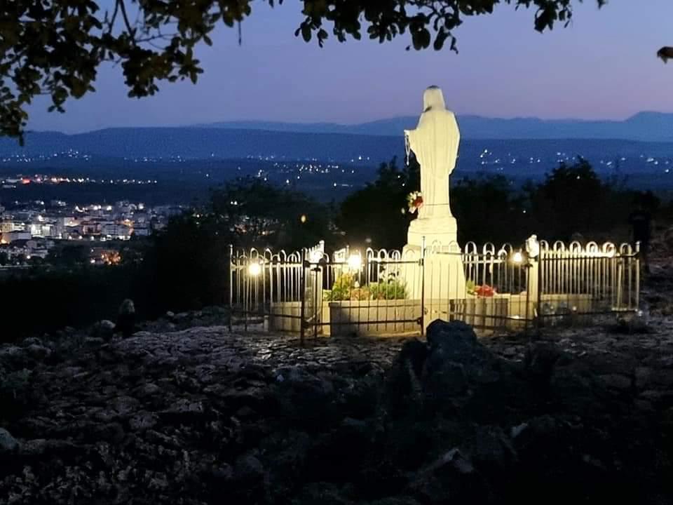 Послання Богородиці, Цариці миру, 25 вересня 2022 року через візіонерку Марію Лунетті