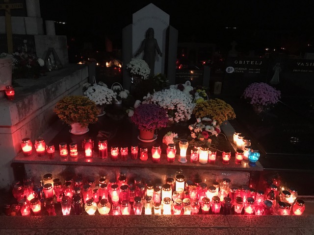 1-8 листопада 2025: молитва за душі в чистилищі