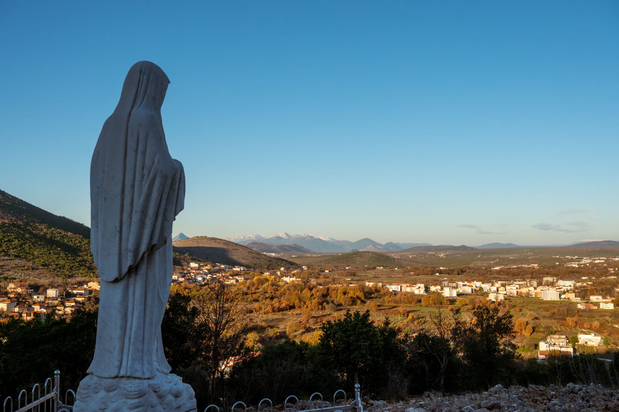 Послання Богородиці, Цариці миру, 25 жовтня 2023 року через візіонерку Марію Лунетті