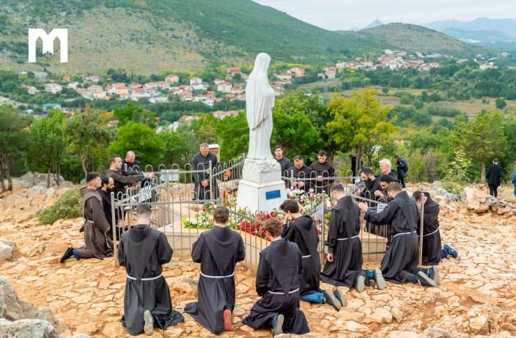 «Ad fontem! До джерела!» –  Оголошено дати та теми духовних реколекцій у Меджуґор’ї на 2026 рік