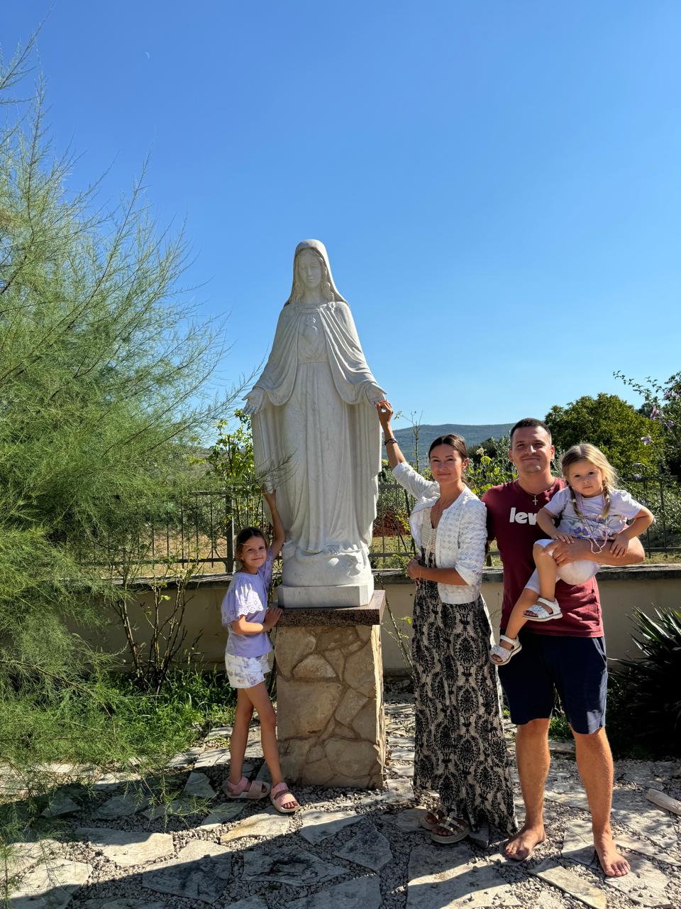 Богородиця запросила нас на зустріч